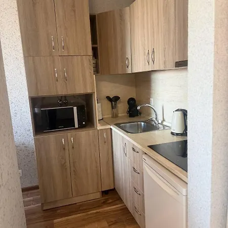 Stylish In Lazuren Bryag - Sea Garden &